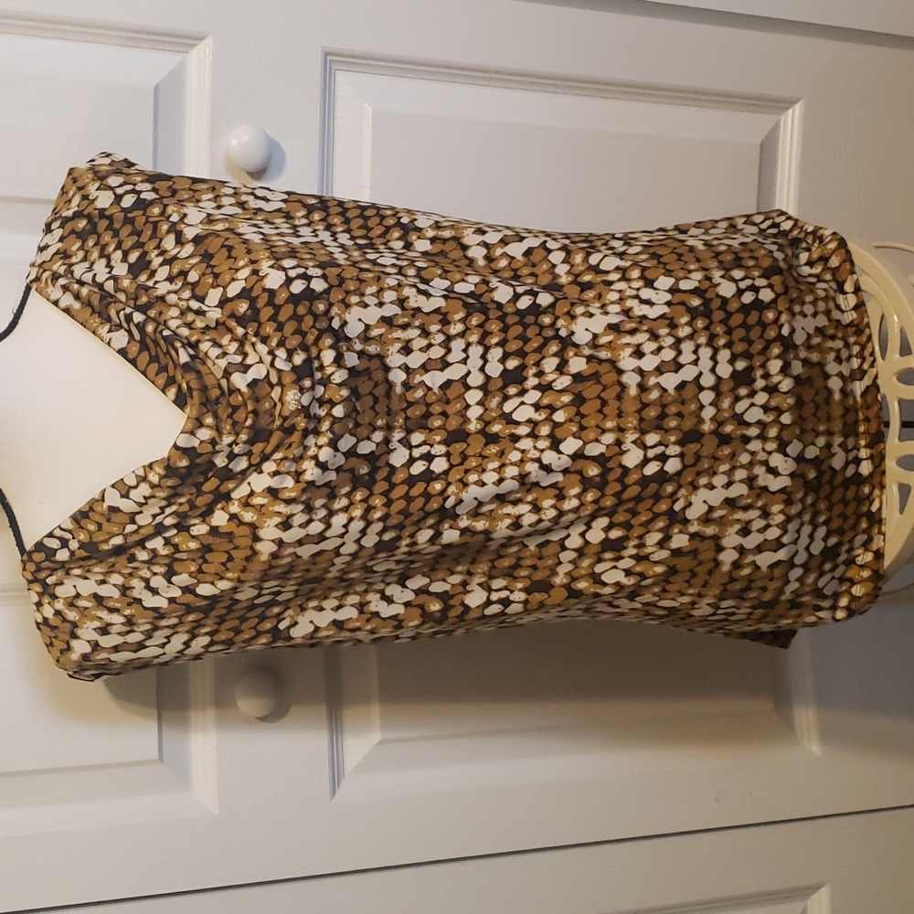 Jennie and Marlis blouse size LG